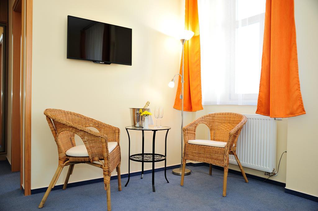 Hotel Praha Potštejn Kamer foto